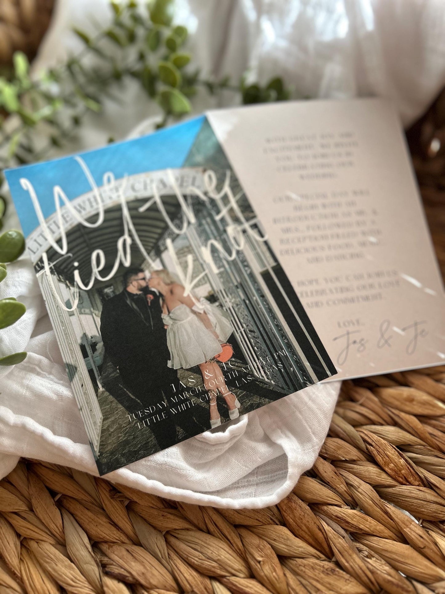 Fun & Modern Digital Elopement Announcement Template elopement invitation just married, tied the knot, secret Las Vegas wedding invite bride
