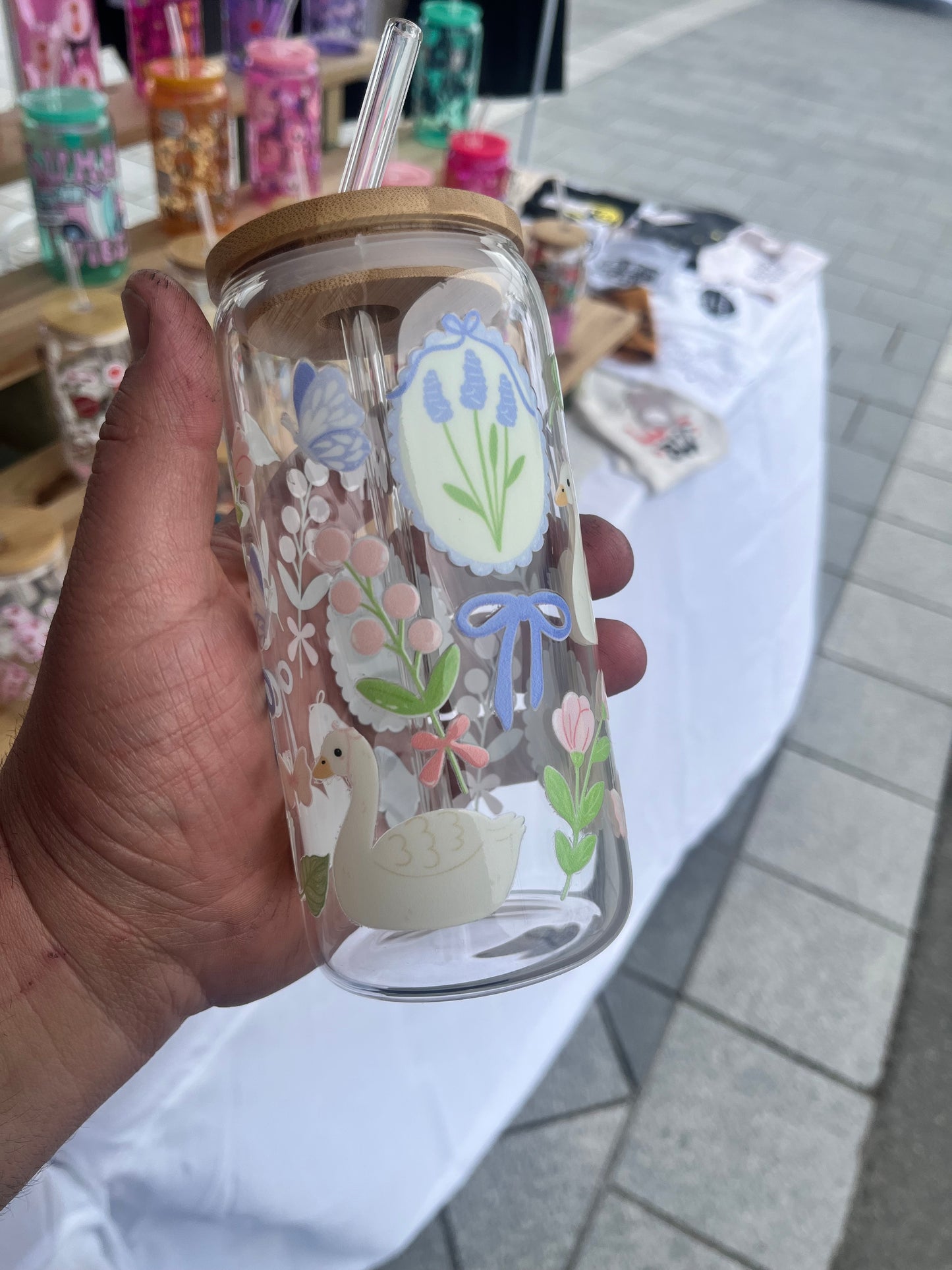 Sweet Swan Glass Cup W/bamboo lid & glass straw