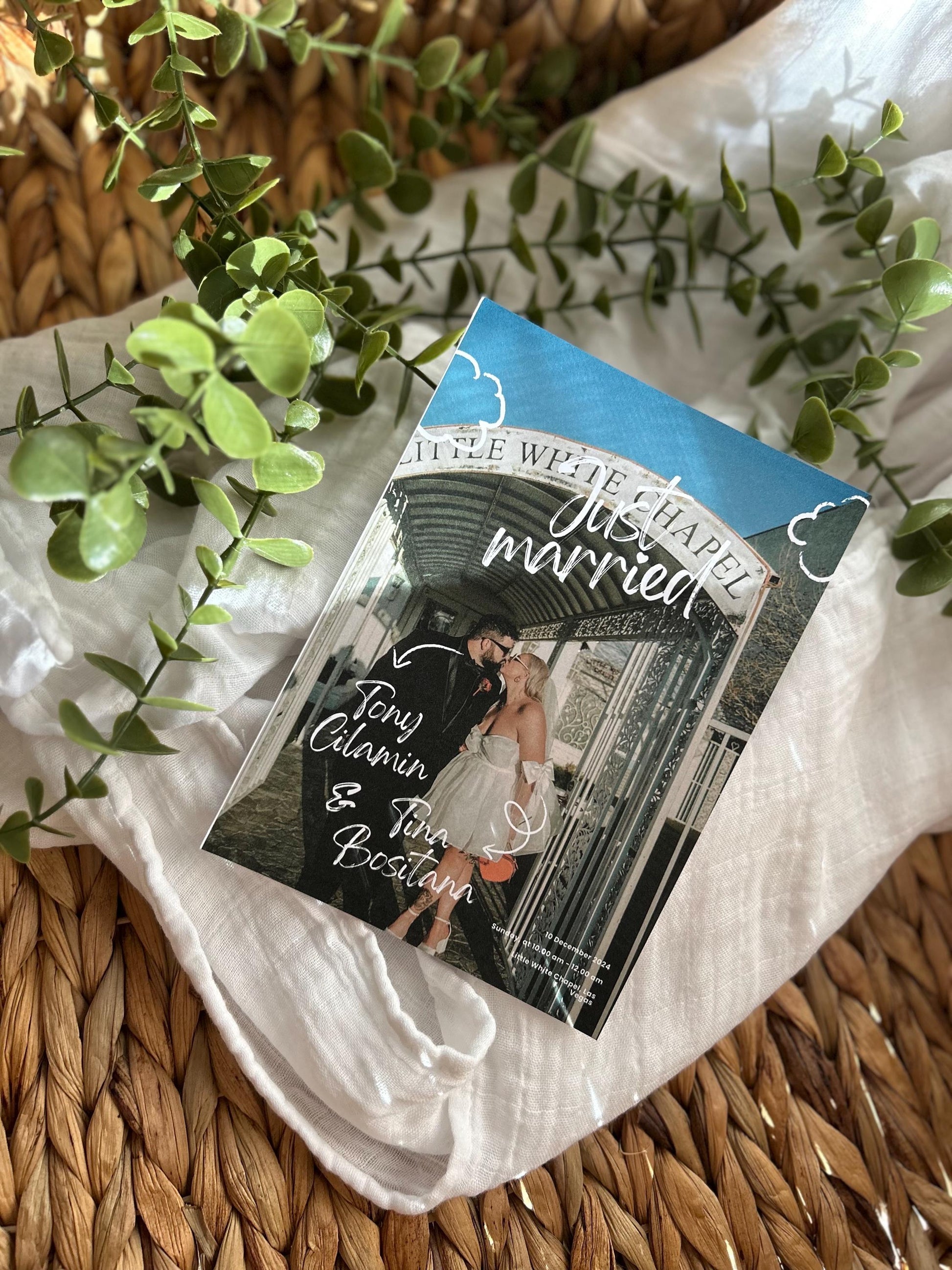 Fun & fresh Digital Elopement Announcement Template elopement invitation just married, tied the knot, secret Las Vegas wedding invite bride